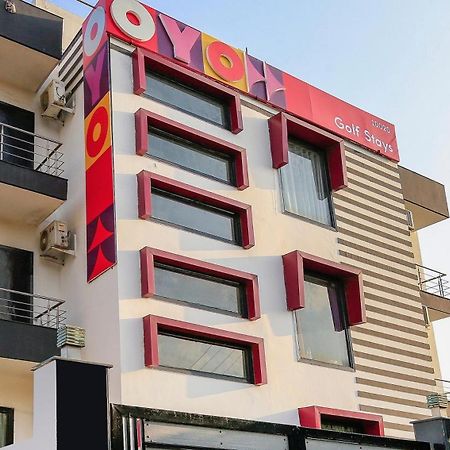 Hotel O Golf Stays Near Aravali Biodiversity Park Gurgaon Exteriör bild