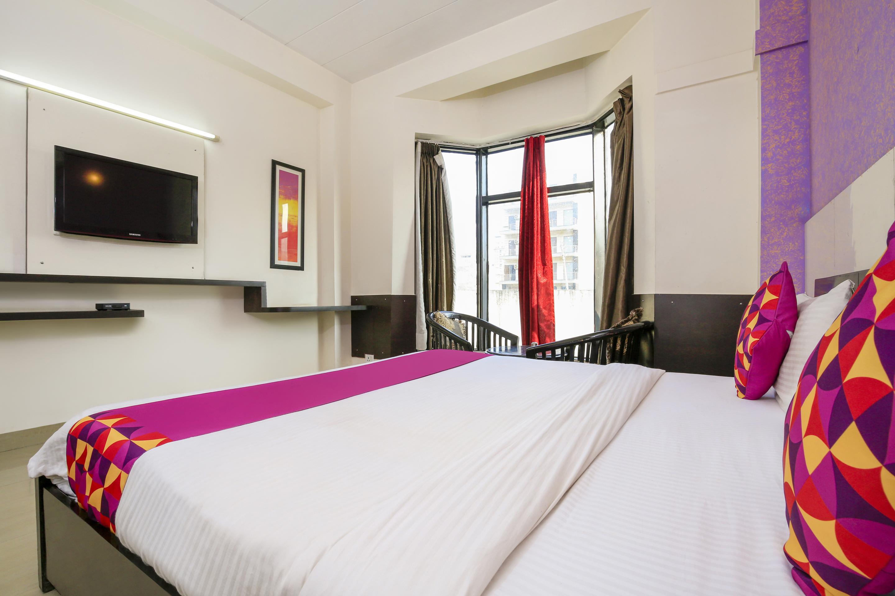 Hotel O Golf Stays Near Aravali Biodiversity Park Gurgaon Exteriör bild