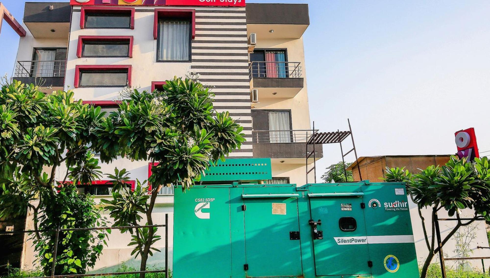 Hotel O Golf Stays Near Aravali Biodiversity Park Gurgaon Exteriör bild