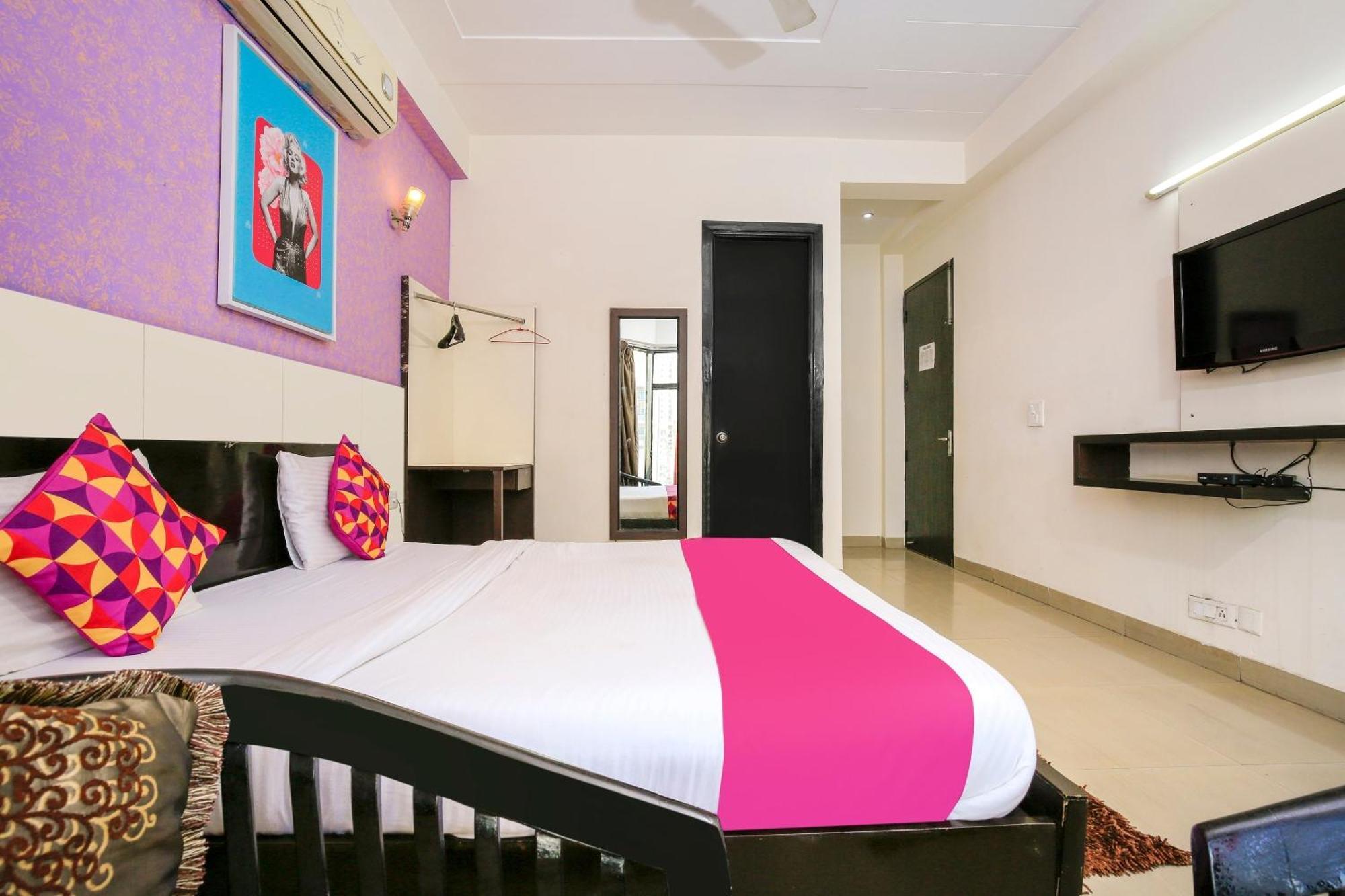 Hotel O Golf Stays Near Aravali Biodiversity Park Gurgaon Exteriör bild