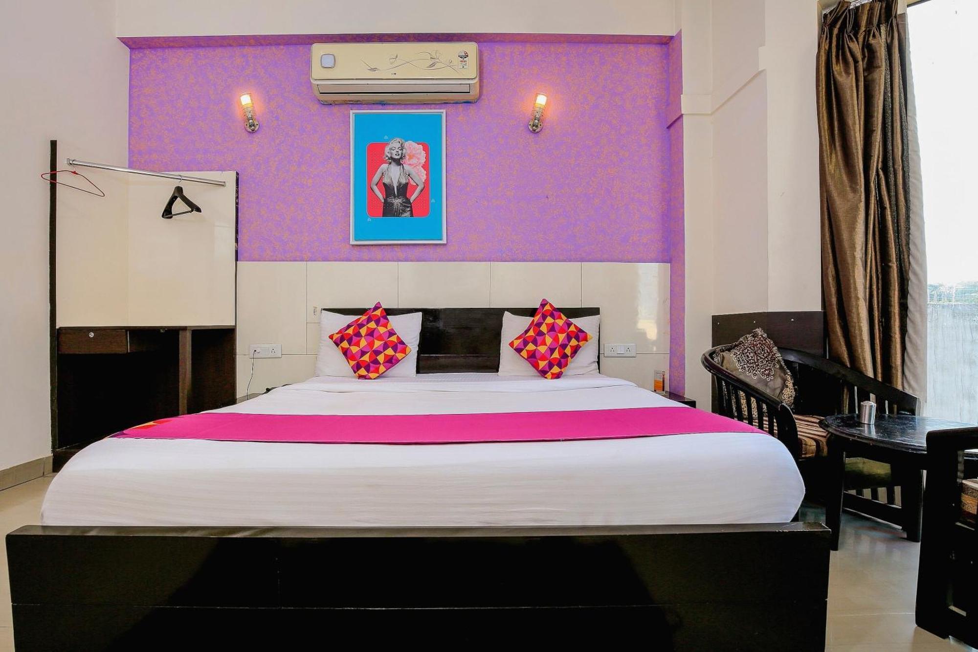 Hotel O Golf Stays Near Aravali Biodiversity Park Gurgaon Exteriör bild